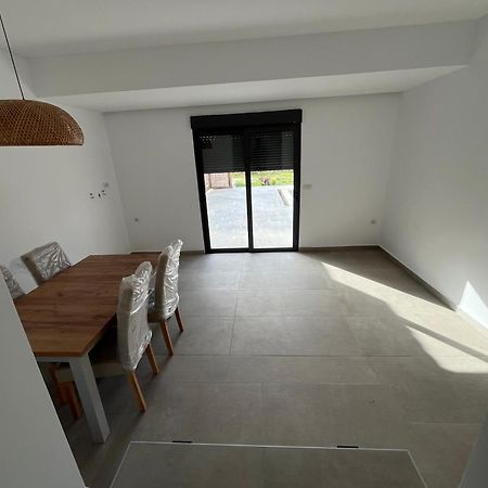 Cato Agro 3, Seafront Villa With Private Pool Αφιάρτης Εξωτερικό φωτογραφία