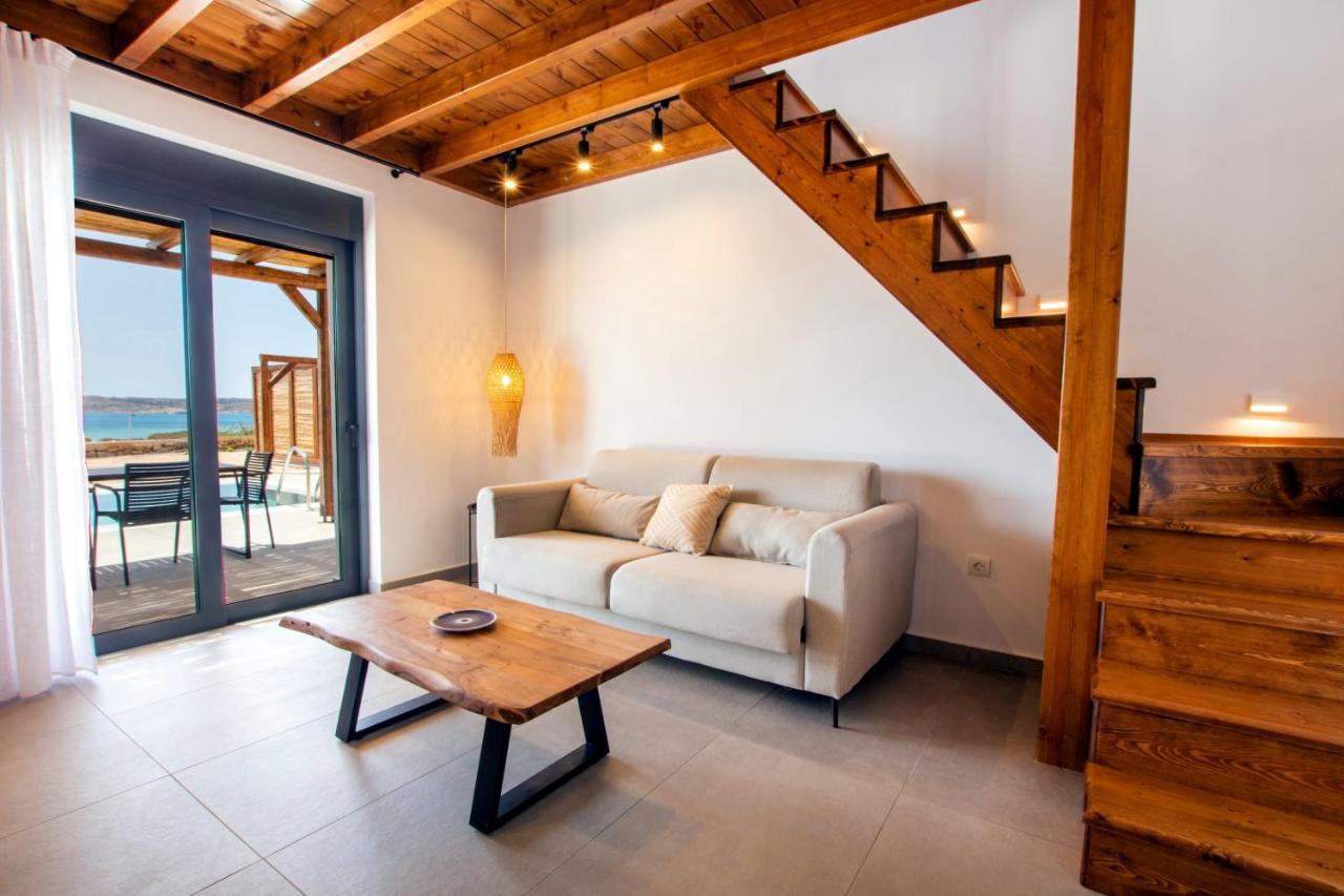 Cato Agro 3, Seafront Villa With Private Pool Αφιάρτης Εξωτερικό φωτογραφία