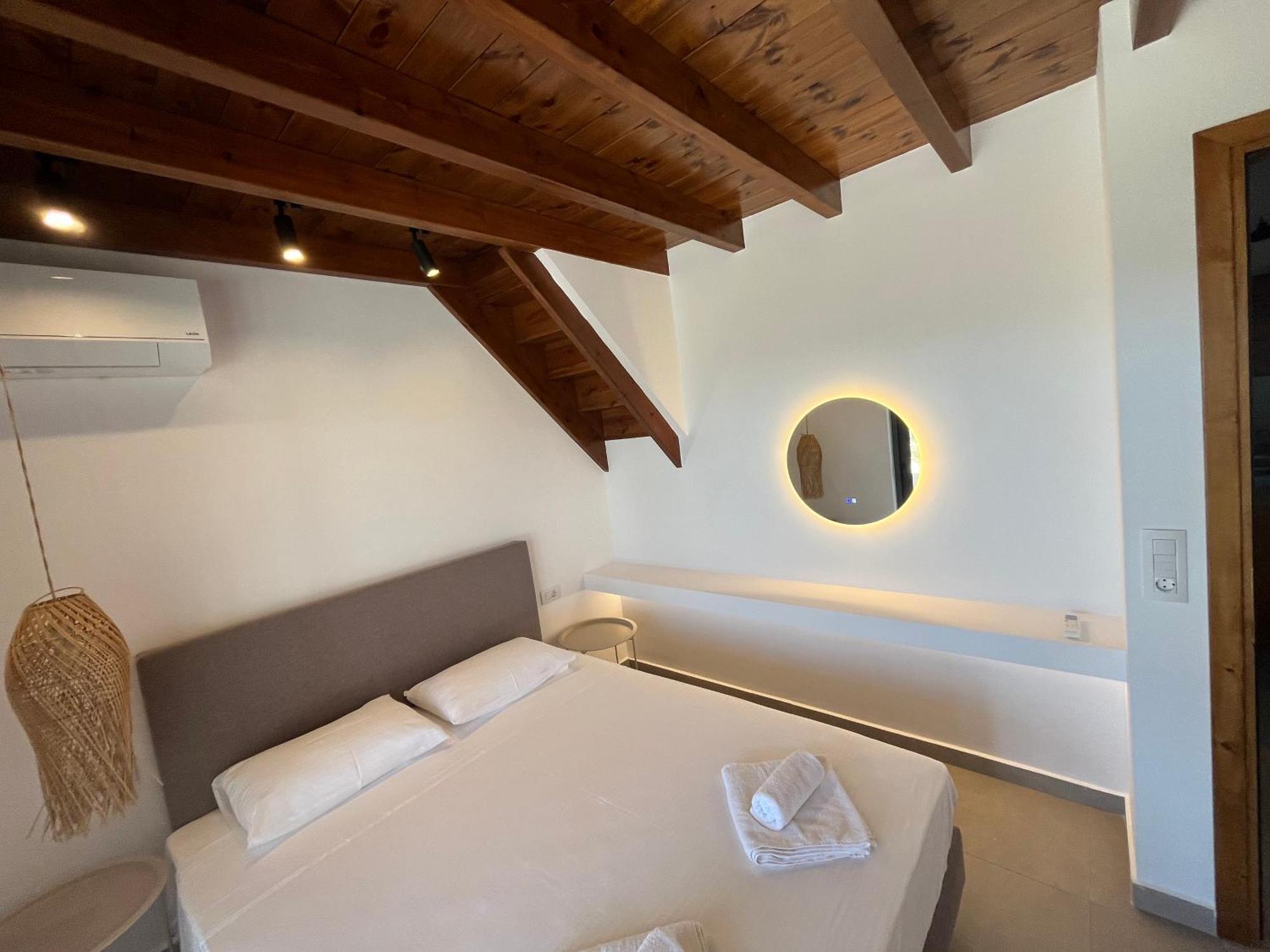 Cato Agro 3, Seafront Villa With Private Pool Αφιάρτης Εξωτερικό φωτογραφία
